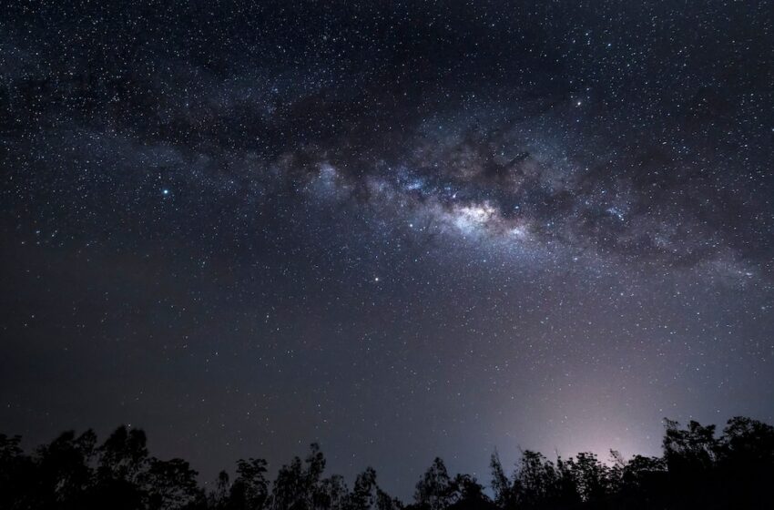  De la Luna roja a estrellas fugaces: así lucirá el cielo en marzo 2026 – HOLA