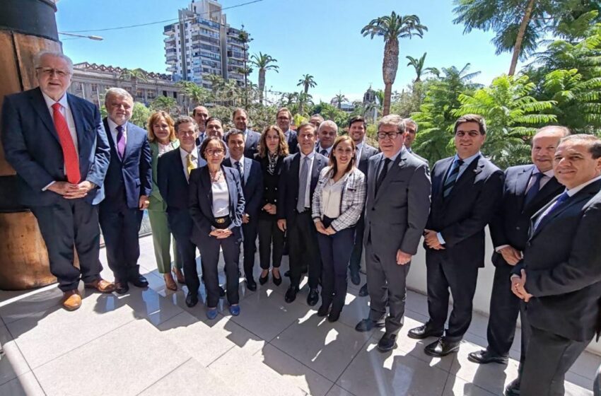  Biministro Mas inicia agenda minera en Antofagasta con encuentro con grandes compañías