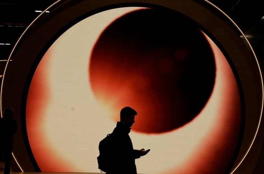  España afronta el gran eclipse de su historia que traerá a millones de visitantes este verano