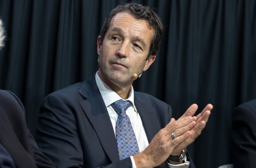  Indra suma presión sobre el valor mientras sigue atrapada en su crisis de gobernanza