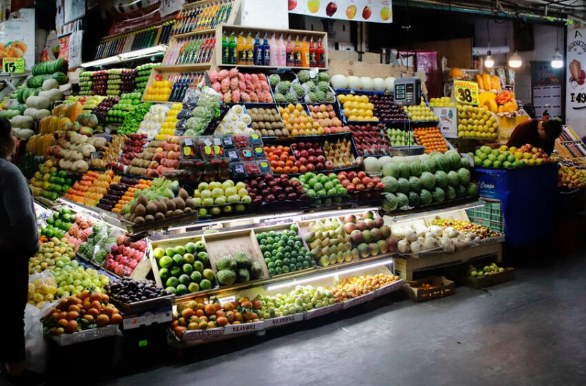  Suben alimentos por guerra en Irán – Plano Informativo