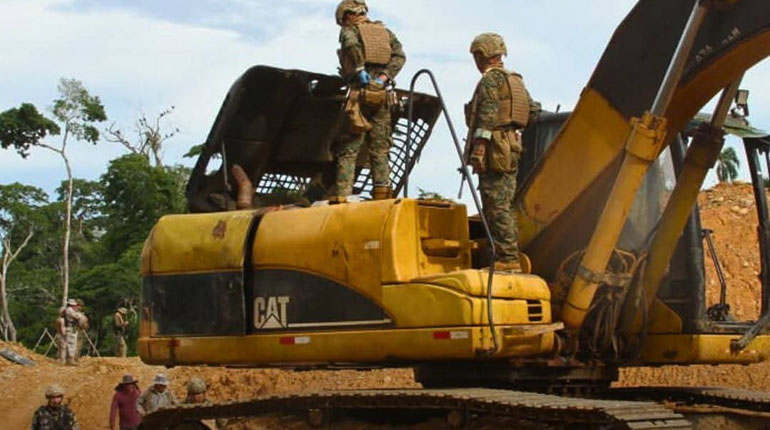  Armada Boliviana realiza operaciones contra la minería ilegal y afecta actividades ilícitas en …