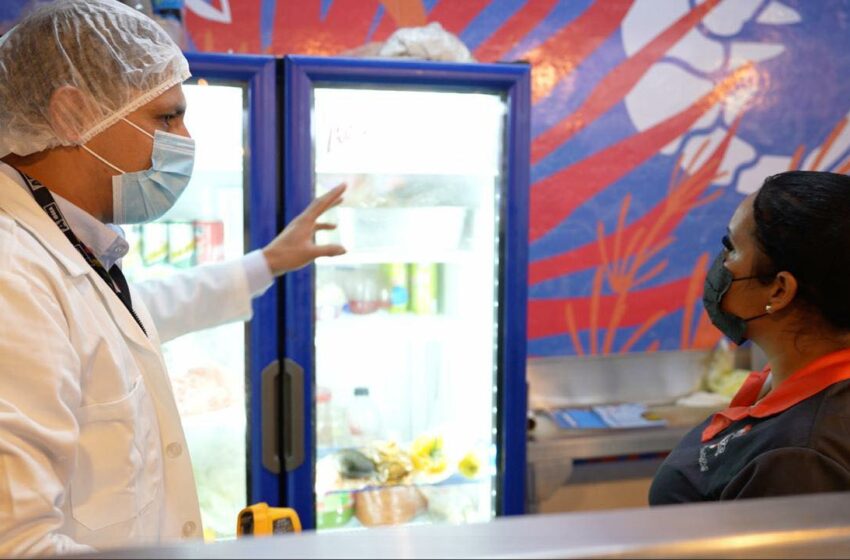  Aguascalientes refuerza la vigilancia en alimentos y bebidas para la Feria de San Marcos 2026