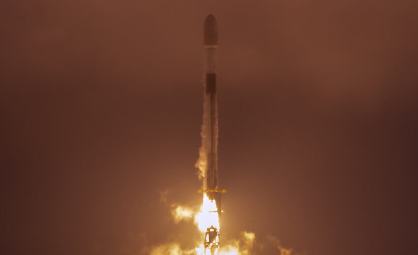  SpaceX lanzó su Falcon Heavy de la misión ViaSat-3 F3 – Actualidad Aeroespacial