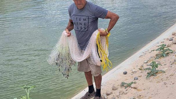  Aumenta la pesca en canales por escasos recursos