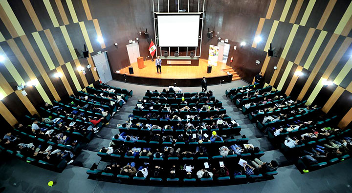  MINEM fortalece capacidades de los jóvenes de Junín en materia de minería, gestión social …