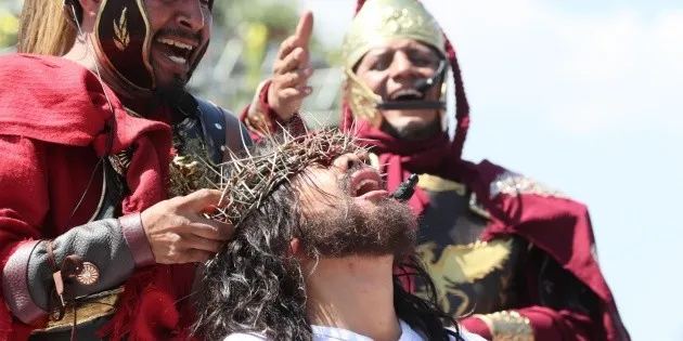  Viacrucis de Iztapalapa rompe récord: asisten casi 3 millones de personas