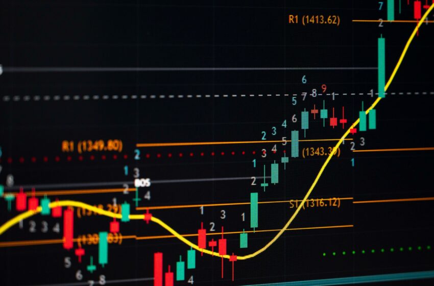  El Ibex 35 vuelve al rojo y pierde los 17.700 puntos: un nuevo repunte en los bonos asusta al mercado – RTVE.es