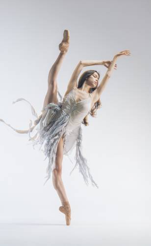  Coreografía fusiona la técnica académica y la experimentación contemporánea