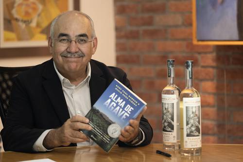  “Hace 2 mil 500 años ya existían los destilados de agave en Mesoamérica”
