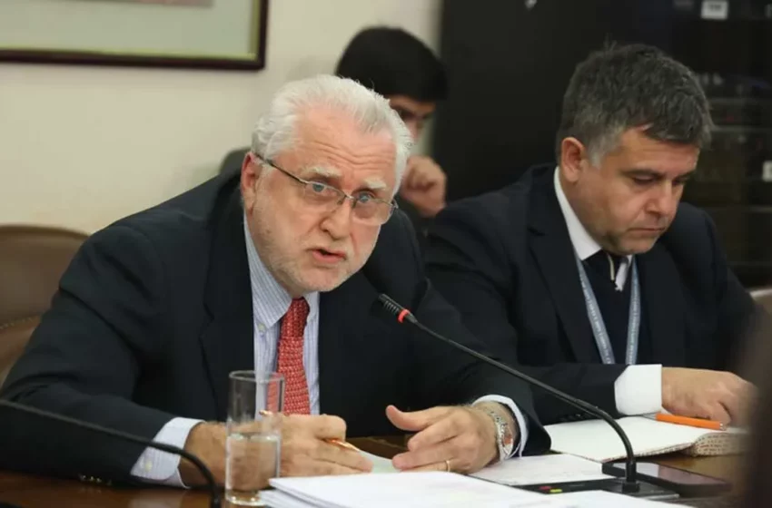  Comisión de Minería cuestiona gestión financiera y sobrecostos de Codelco
