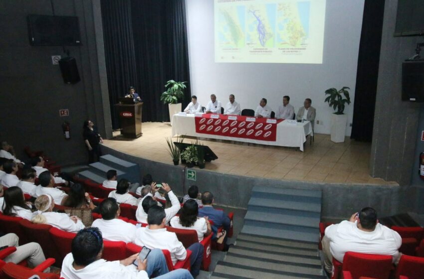  Refrendan Gobierno y CMIC compromiso con movilidad ordenada y desarrollo urbano