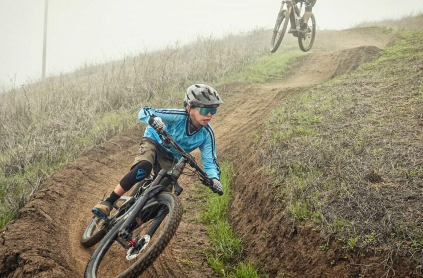 El condado de Santa Clara podría construir senderos exclusivos para bicicletas en los parques.