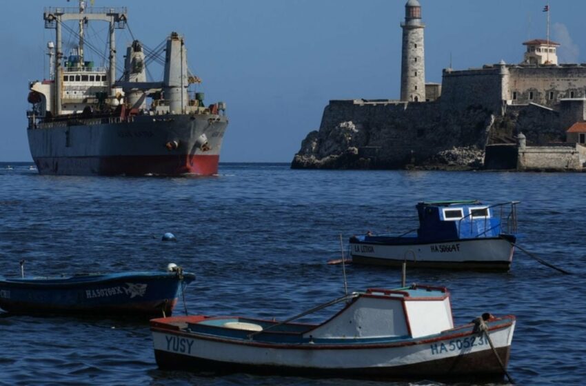  Buque comercial con ayuda de México y Uruguay arriba a La Habana – Proceso