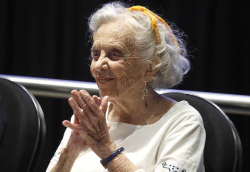  Poniatowska critica a los influencers que “deshumanizan” el periodismo