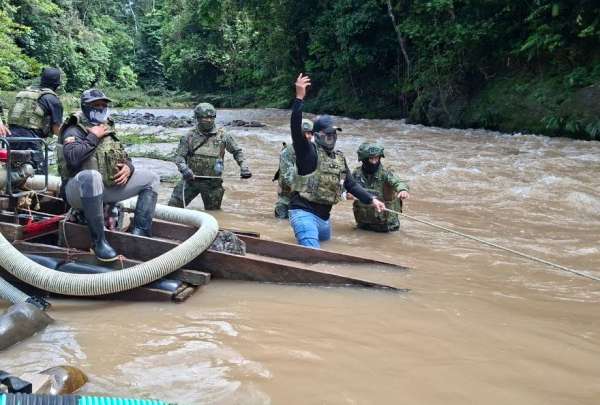  Ejército interviene zonas de minería ilegal y un CPL femenino en Pastaza – El Telégrafo