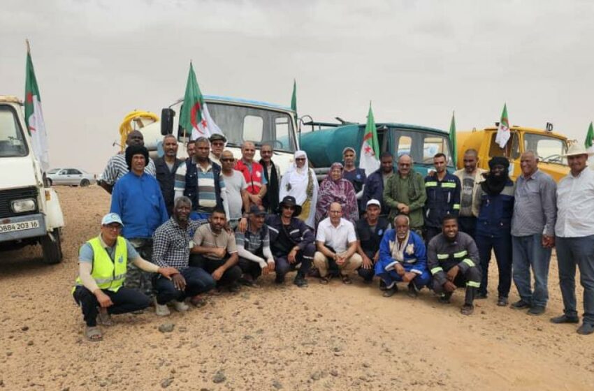  Ministerio de Agua y Medio Ambiente recibe 12 cisternas donadas por la wilaya argelina de Tinduf