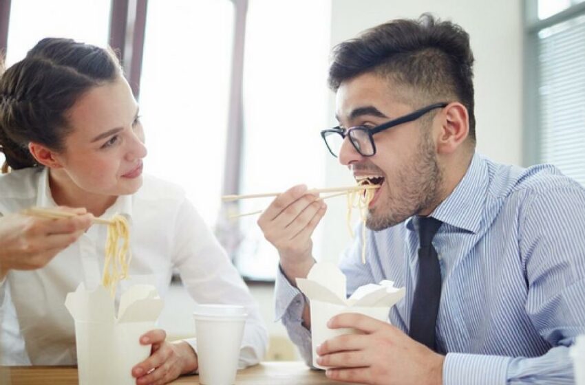  ¿Se acaban las horas de comida? Esto cambiaría con la jornada laboral de 40 horas
