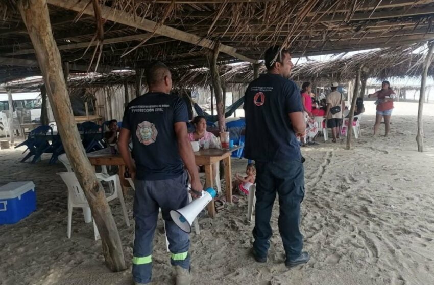  Cierran puerto a embarcaciones en Acapulco por lluvias y posible desarrollo ciclónico
