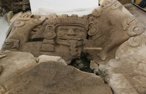  Destaca restauradora la labor de resguardo y conservación de la escultura de Tlaltecuhtli
