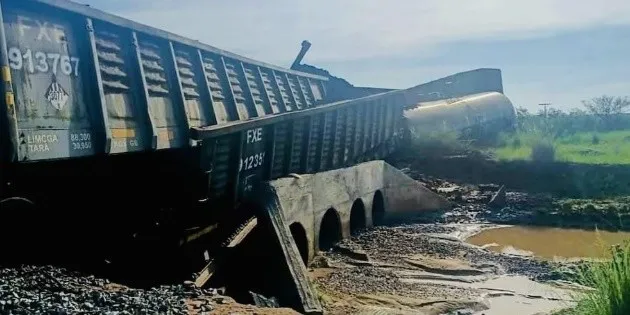  Profepa atiende derrame químico tras descarrilamiento de tren en Sonora