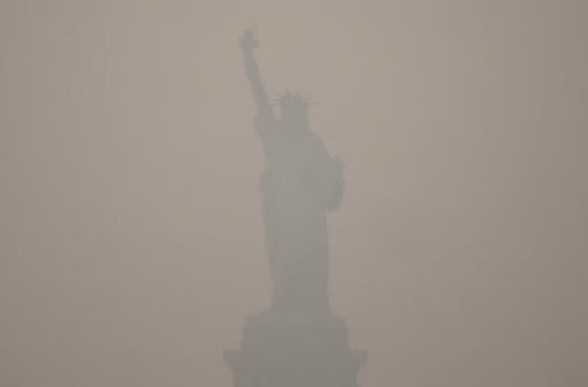  Una espesa bruma naranja cubre la costa este: D.C. y Nueva York entre las zonas más afectadas